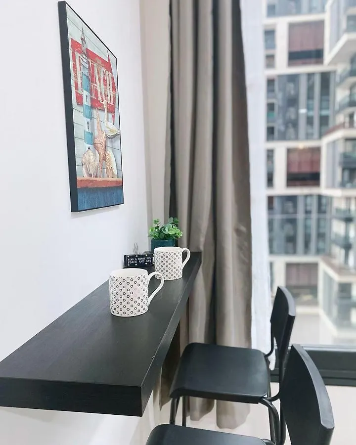 公寓 吉隆坡Arcoris Soho Mont Kiara With Free Parking And Netflix公寓